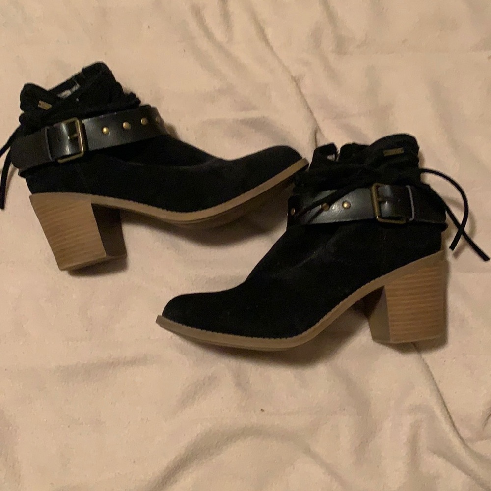 Roxy boots